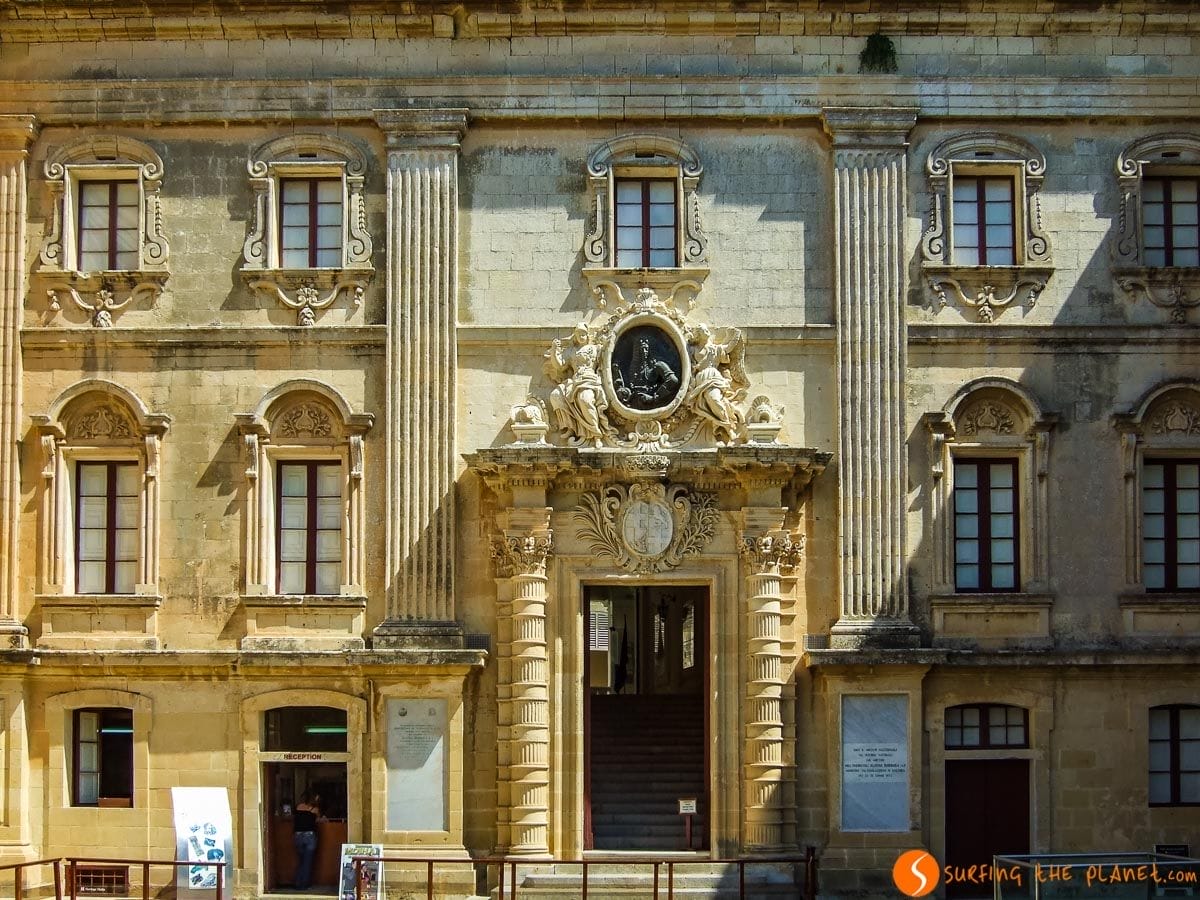 Fachada palacio antiguo, Mdina, Malta | Que ver en Malta Fachada palacio antiguo, Mdina, Malta | Que ver en Malta
