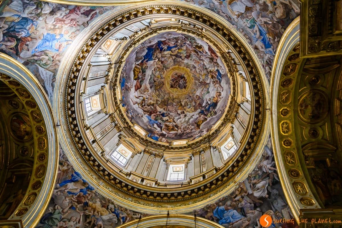 Cappella con affreschi, Cattedrale San Gennaro, Napoli, Italia | Cosa fare a Napoli in 3 giorni Cappella con affreschi, Cattedrale San Gennaro, Napoli, Italia | Cosa fare a Napoli in 3 giorni