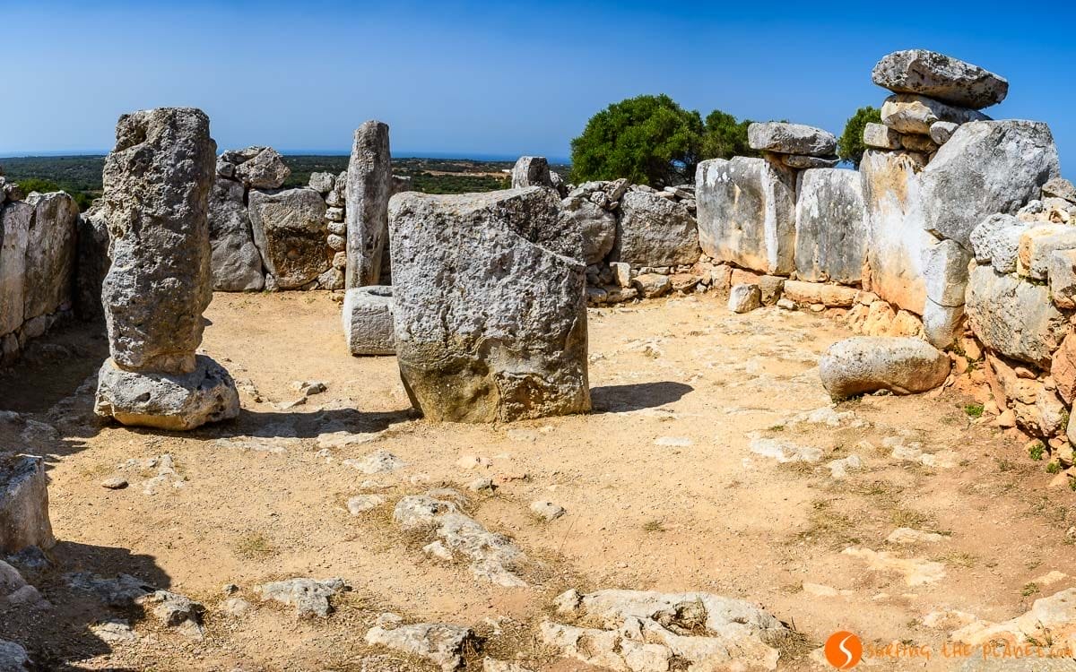 Panorámico desde el Recinto de taula, Torre d'en Galmés, Menorca, España | Ruta talayótica de Menorca