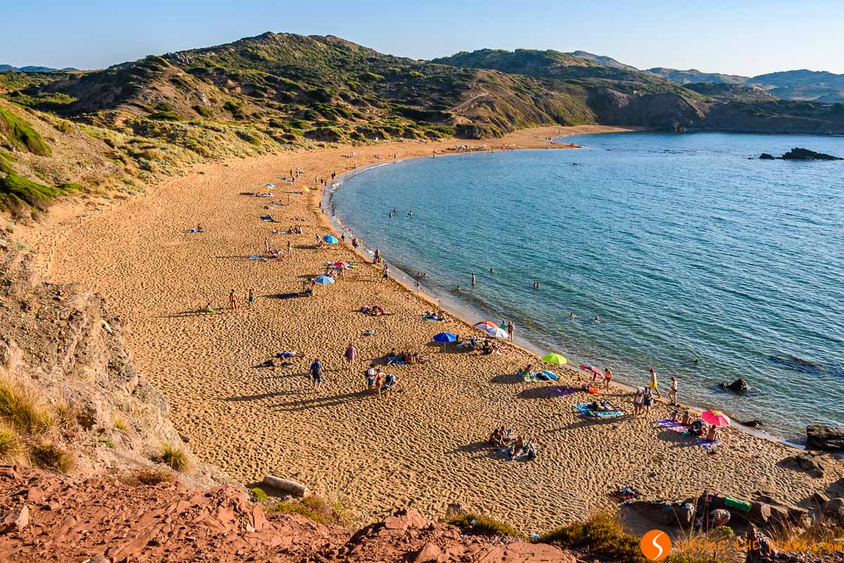 Cala Cavallería por la tarde, Menorca, España