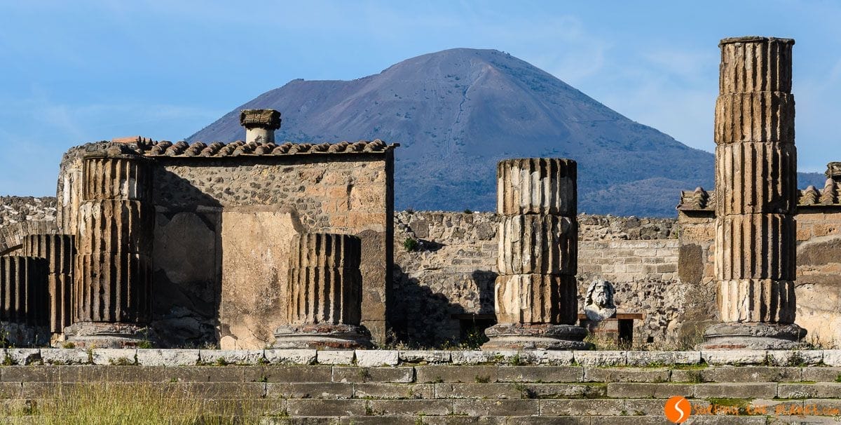 Templo de Júpiter, Pompeya cerca de Nápoles, Italia Templo de Júpiter, Pompeya cerca de Nápoles, Italia