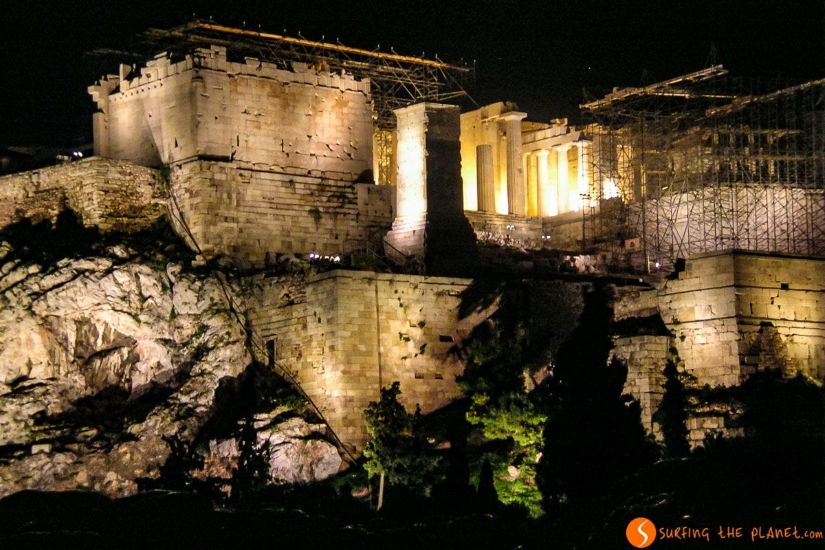 Luces nocturnas, La Acrópolis, Atenas, Grecia | Qué visitar en Atenas en 3 días Luces nocturnas, La Acrópolis, Atenas, Grecia | Qué visitar en Atenas en 3 días