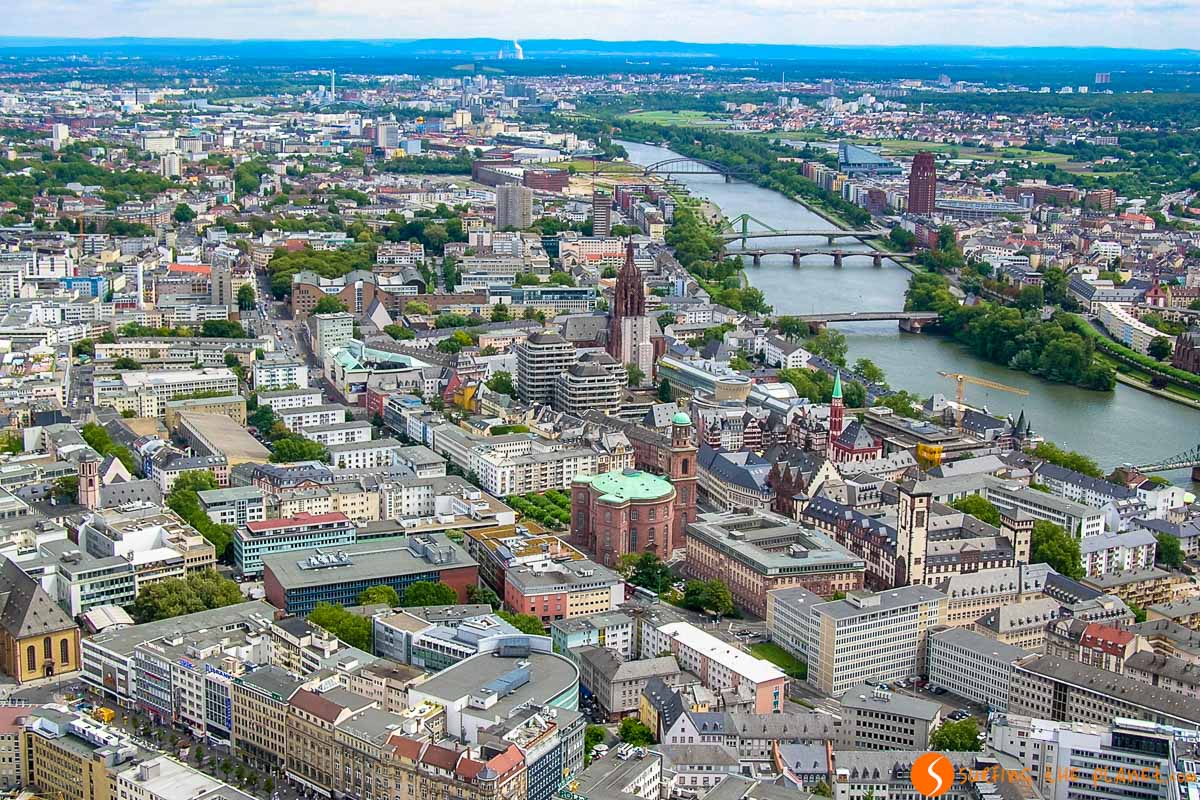 Vistas desde la Torre del Meno, Frankfurt, Alemania | Que visitar en Frankfurt Vistas desde la Torre del Meno, Frankfurt, Alemania | Que visitar en Frankfurt