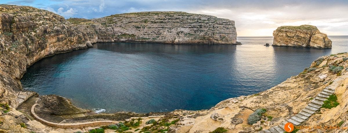 Bahía Dwejra, Gozo, Malta Bahía Dwejra, Gozo, Malta