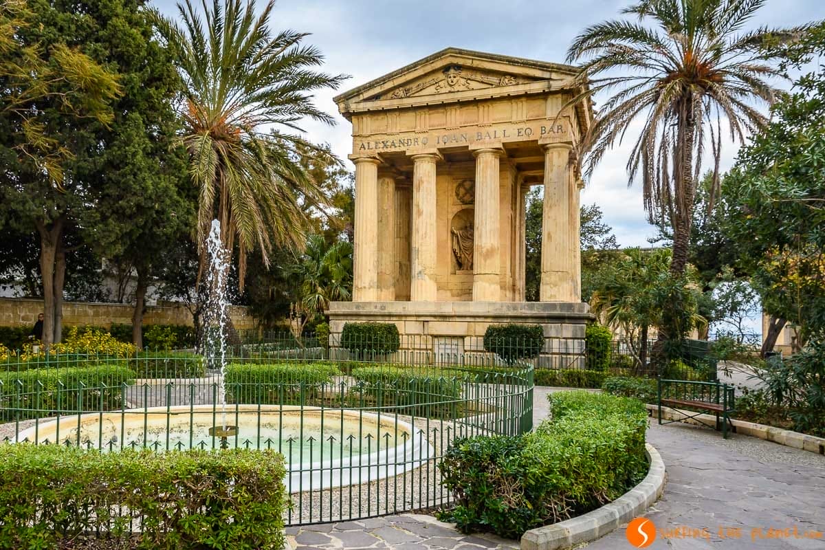 Lower Barrakka Gardens, La Valeta, Malta Lower Barrakka Gardens, La Valeta, Malta