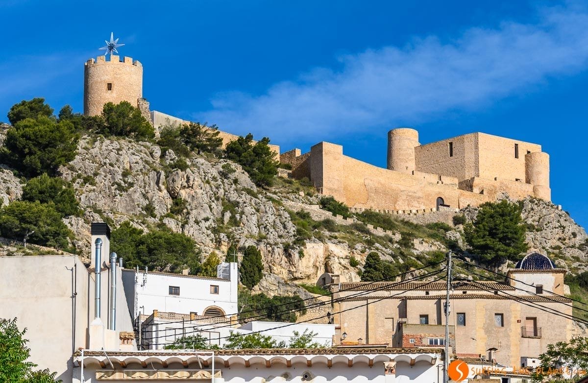 Castillo de Castalla, Alicante, Comunidad Valenciana Castillo de Castalla, Alicante, Comunidad Valenciana