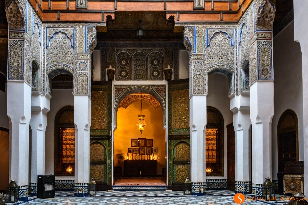 Patio con luces, Dar Seffarine, Fez, Marruecos | Dónde dormir en Fez Patio con luces, Dar Seffarine, Fez, Marruecos | Dónde dormir en Fez