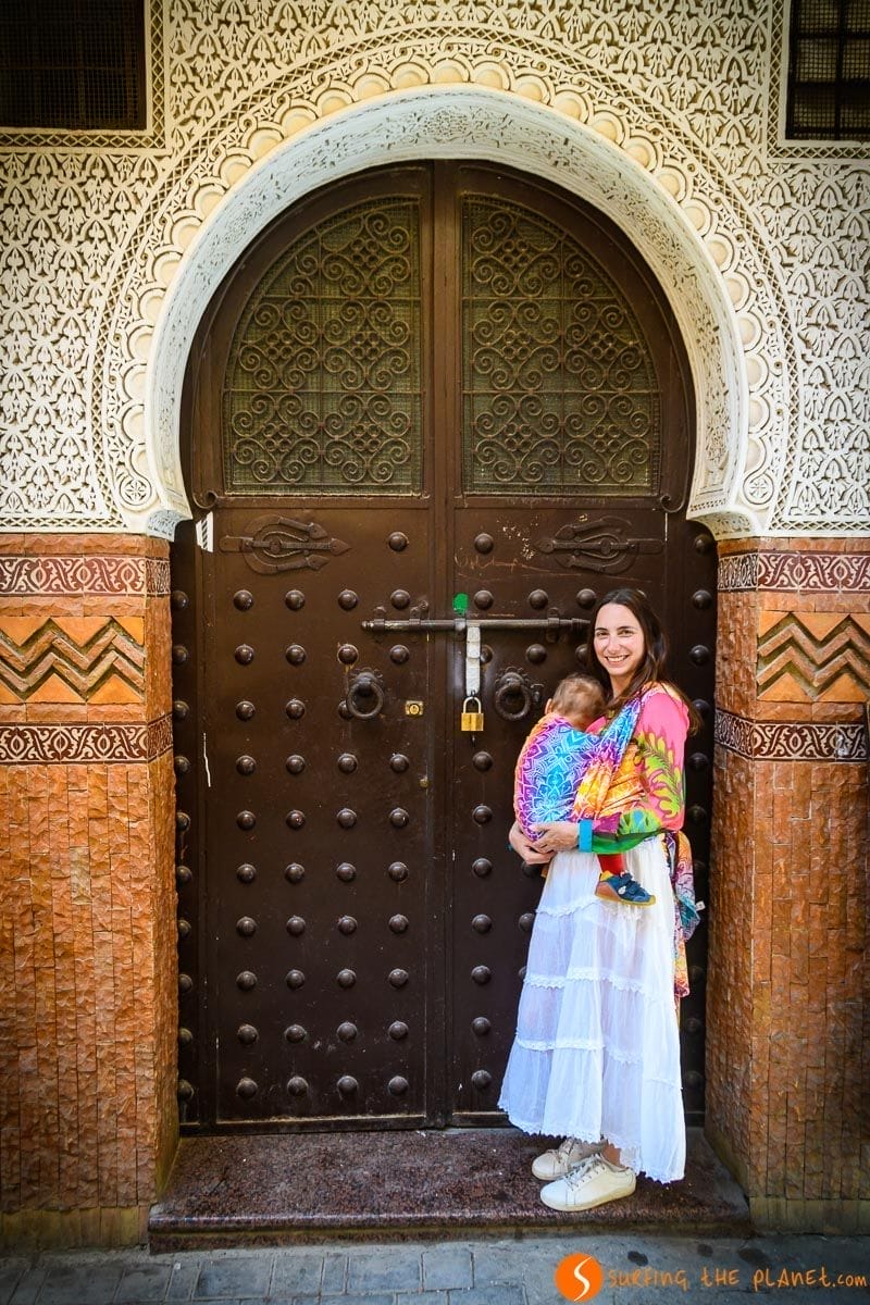 Puerta en la Medina, Meknes, Marruecos Puerta en la Medina, Meknes, Marruecos