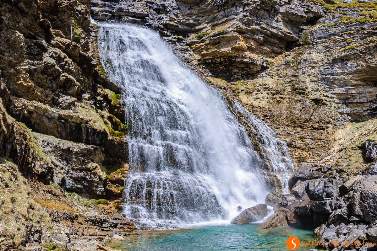 Cascada Cola de Caballo, Huesca, Aragón Cascada Cola de Caballo, Huesca, Aragón