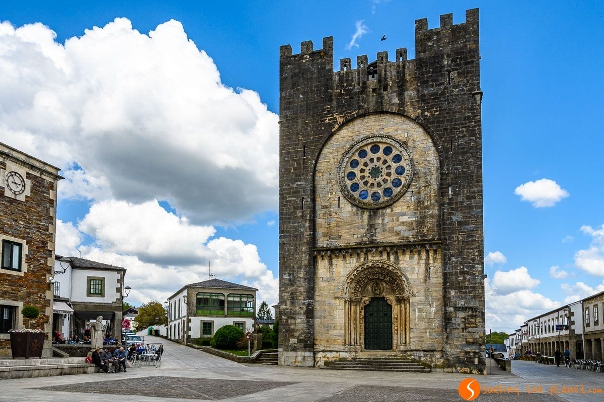 Iglesia de San Juán, Portomarín, Lugo, Galicia | Imprescindibles de Galicia Iglesia de San Juán, Portomarín, Lugo, Galicia | Imprescindibles de Galicia