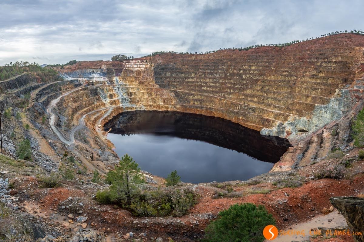 Corta Atalaya, Minas de Riotinto, Huelva, Andalucía | Que ver y hacer en Andalucía Corta Atalaya, Minas de Riotinto, Huelva, Andalucía | Que ver y hacer en Andalucía