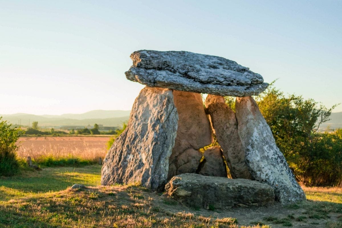 Dolmen Sorginetxe, Álava, País Vasco Dolmen Sorginetxe, Álava, País Vasco