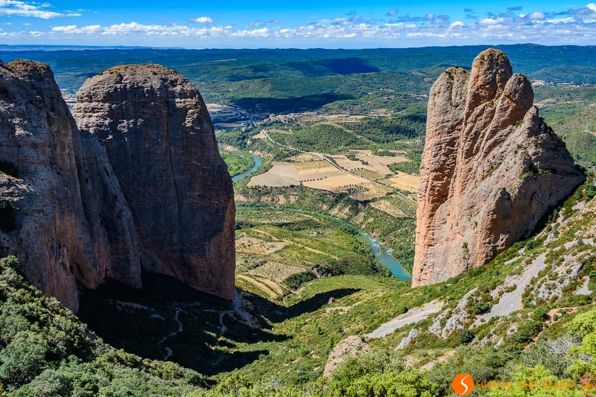 Mirador, Mallos de Riglos, Huesca, Aragón Mirador, Mallos de Riglos, Huesca, Aragón