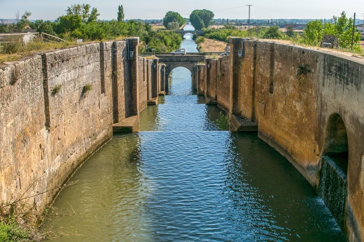 Canal de Castilla, Palencia, Castilla y León | Que hacer en Palencia Canal de Castilla, Palencia, Castilla y León | Que hacer en Palencia