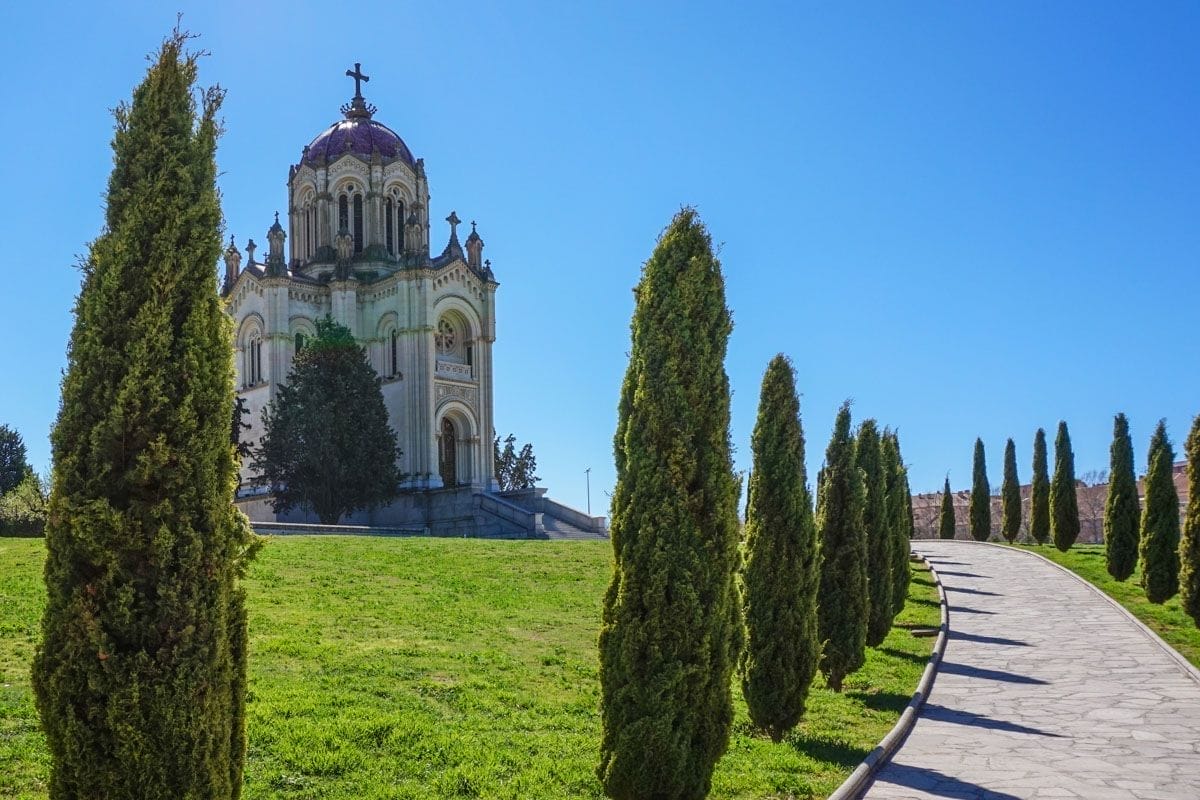 Panteón de la Duquesa de Sevillano Guadalajara, Castilla-La Mancha | Que hacer en la provincia de Guadalajara Panteón de la Duquesa de Sevillano Guadalajara, Castilla-La Mancha | Que hacer en la provincia de Guadalajara