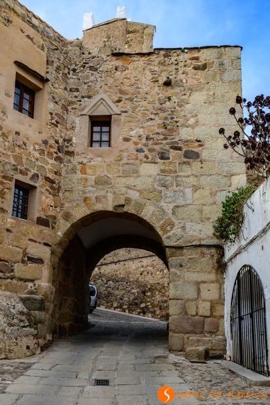 Arco del Cristo, Cáceres, Extremadura Arco del Cristo, Cáceres, Extremadura