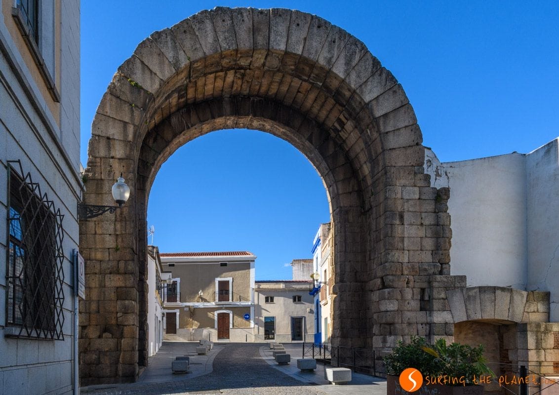 Arco de Trajano, Mérida, Badajoz, Extremadura | Que ver en Mérida en 2 días Arco de Trajano, Mérida, Badajoz, Extremadura | Que ver en Mérida en 2 días
