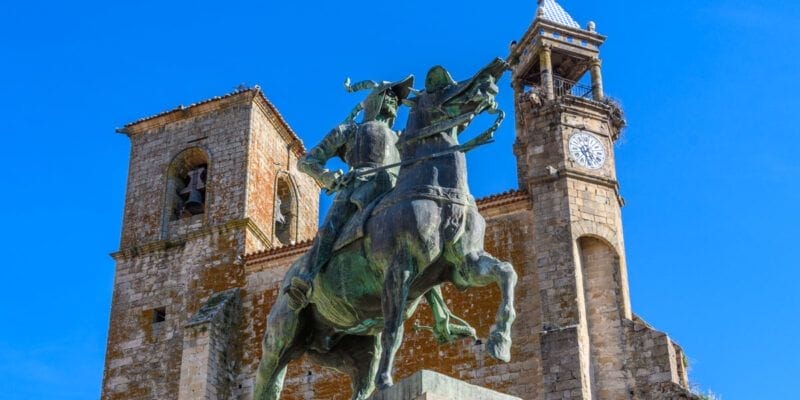 Que ver en Trujillo | Escultura de Pizarro, Plaza Mayor, Trujillo, Cáceres, Extremadura