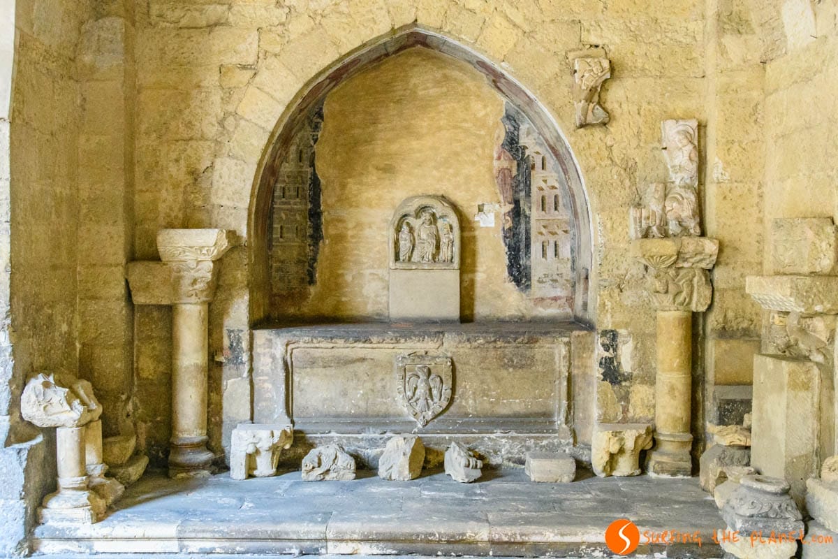 Interior, Coliegata de San Isidoro, León capital, Castilla y León Interior, Coliegata de San Isidoro, León capital, Castilla y León