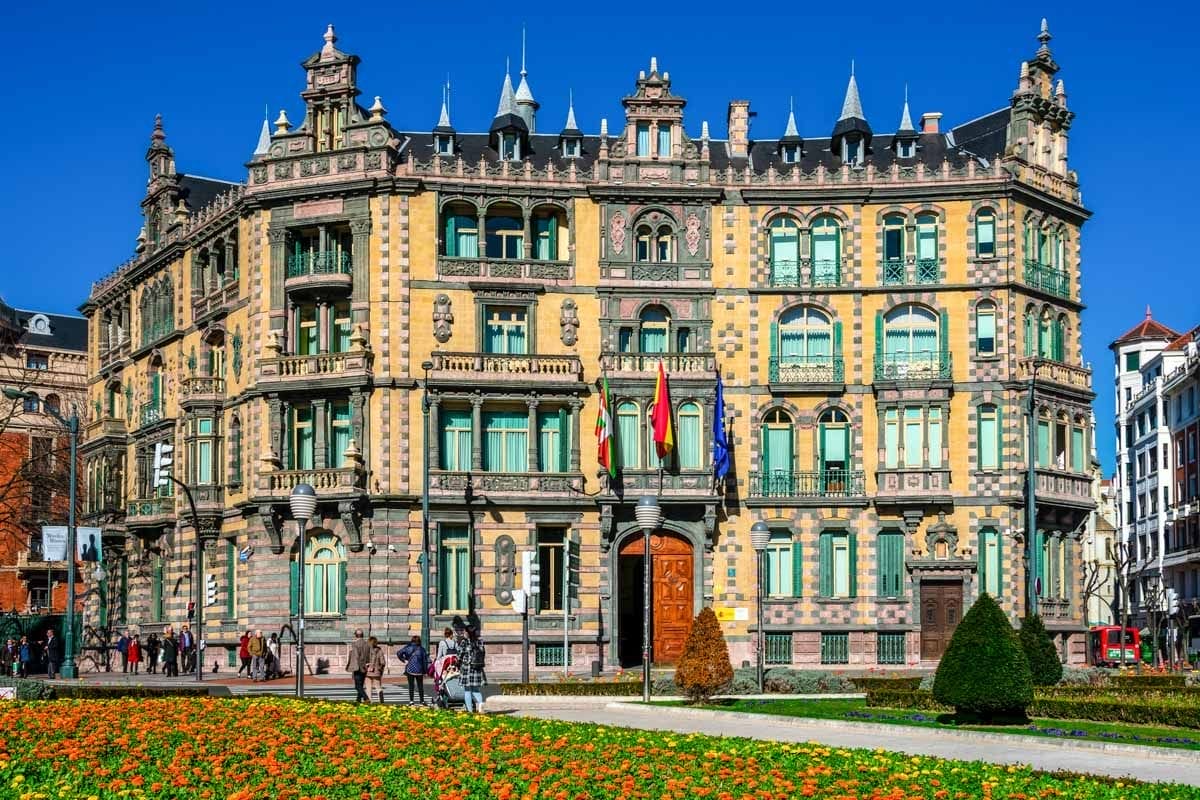 Palacio Chávarrí, Bilbao, Vizcaya, País Vasco | Que ver en Bilbao en 3 días Palacio Chávarrí, Bilbao, Vizcaya, País Vasco | Que ver en Bilbao en 3 días