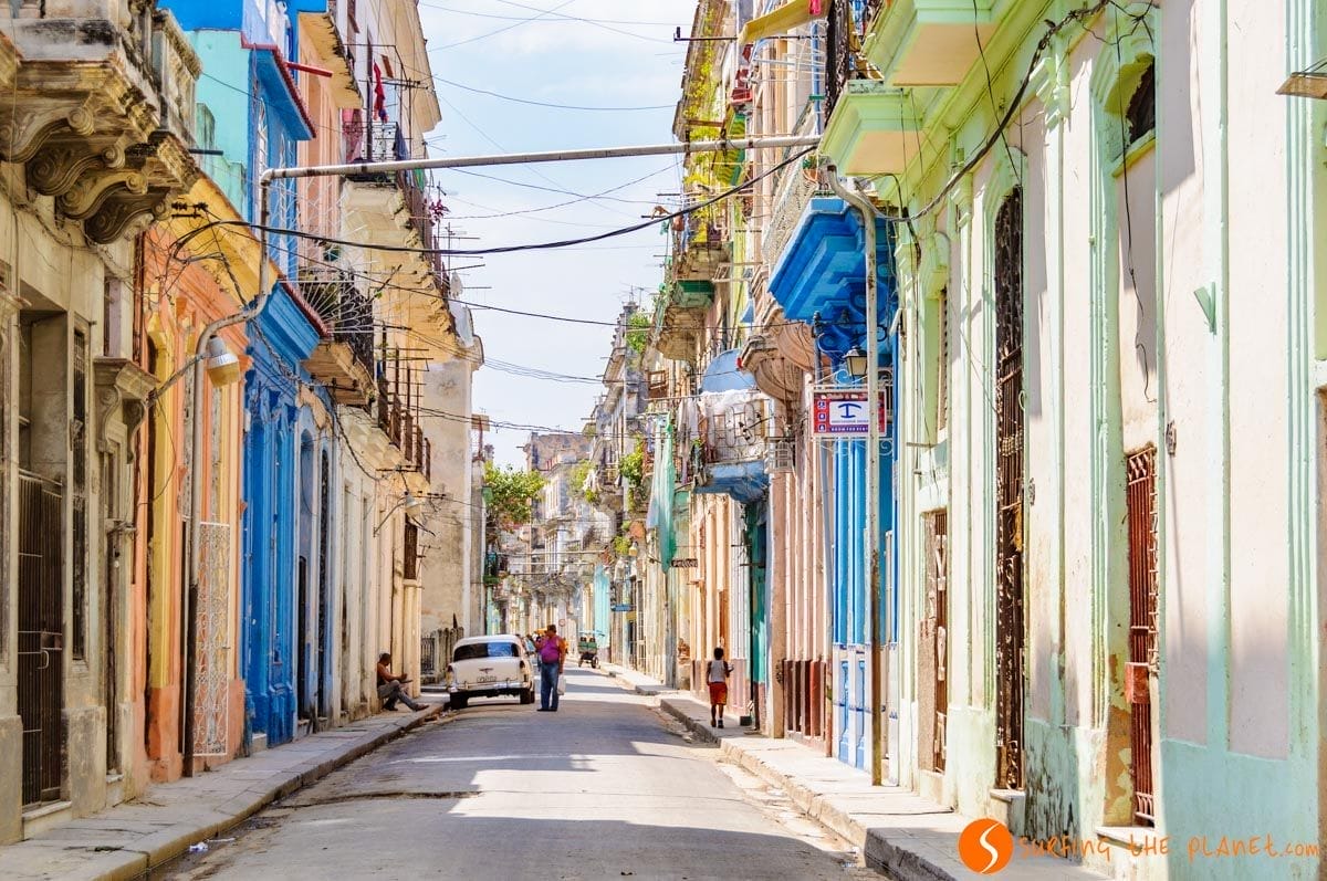 Calle de colores, La Habana Vieja, Cuba | Que hacer en La Habana Calle de colores, La Habana Vieja, Cuba | Que hacer en La Habana