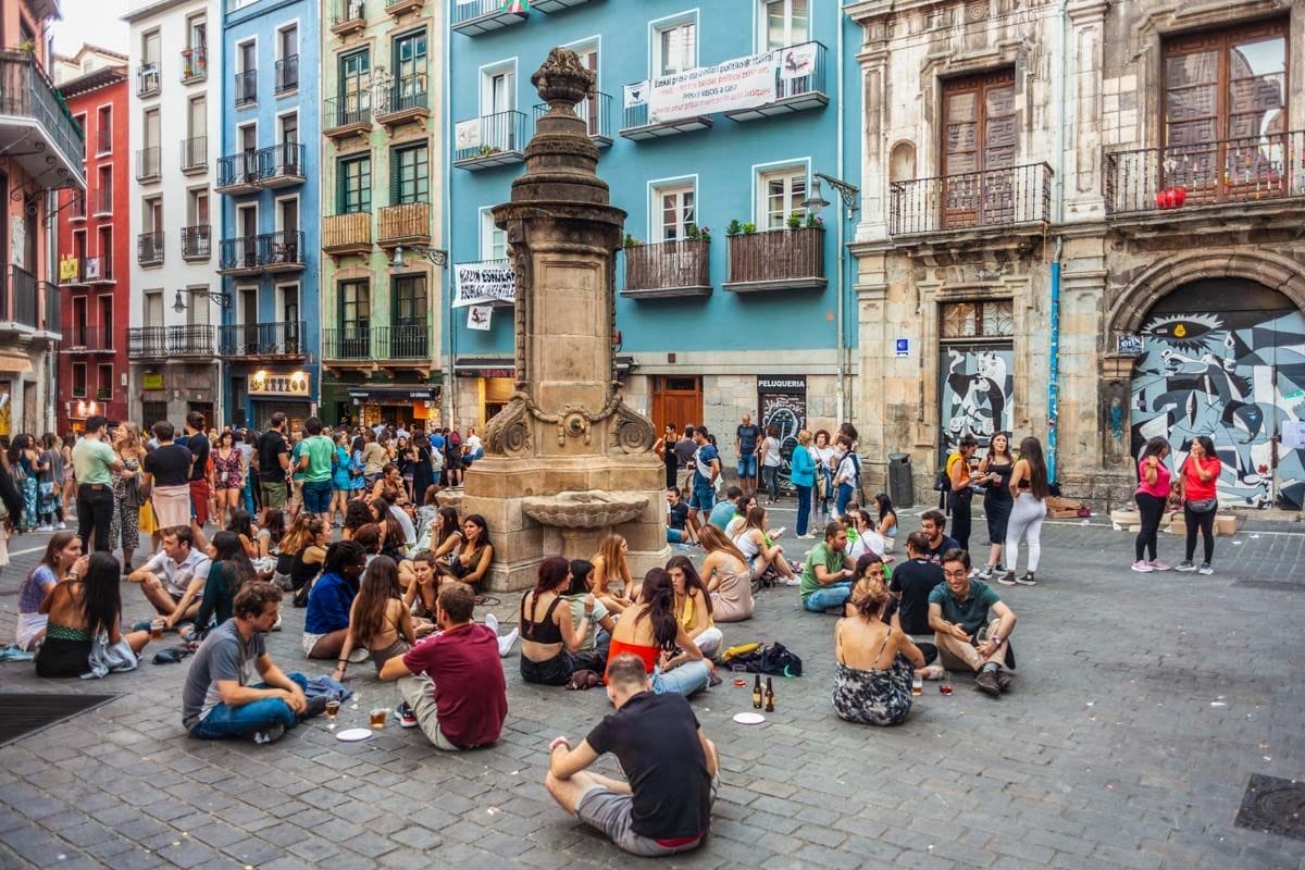 Fuente de Navarrería, Pamplona, Navarra | Que hacer en Pamplona Fuente de Navarrería, Pamplona, Navarra | Que hacer en Pamplona