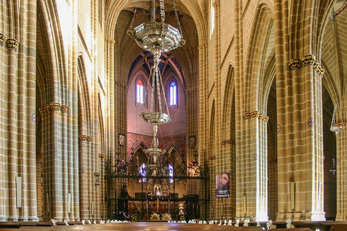 Interior de la Catedral, Pamplona, Navarra | Que visitar en Pamplona Interior de la Catedral, Pamplona, Navarra | Que visitar en Pamplona