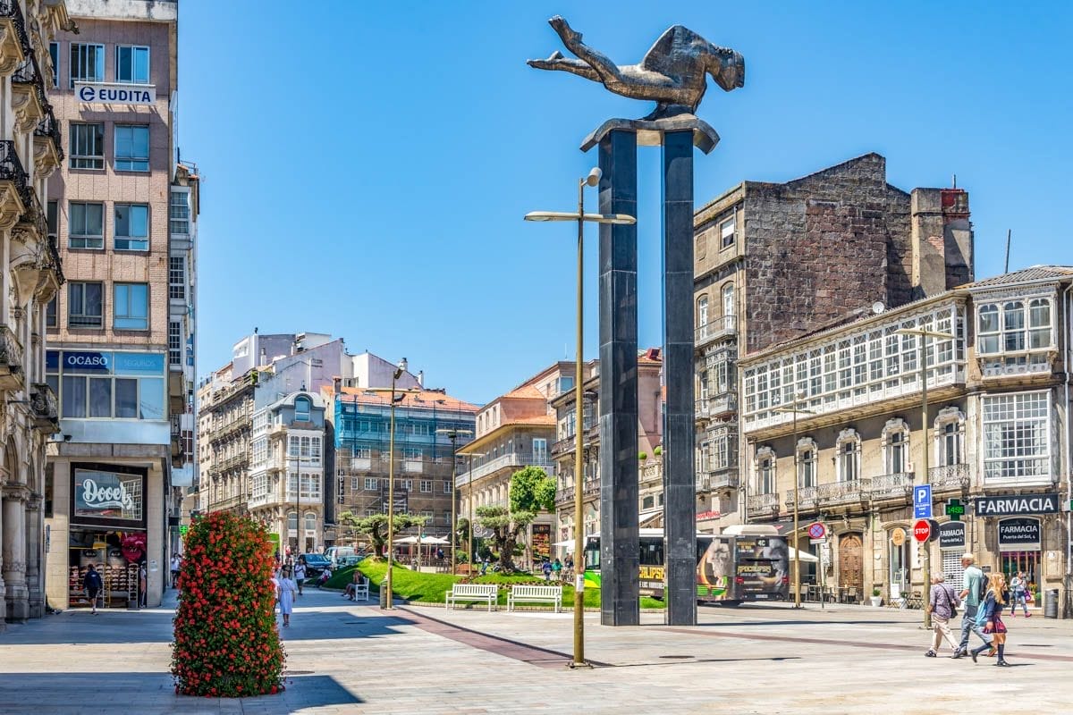 Puerta del Sol y el Sireno, Vigo, Pontevedra, Galicia | Que ver en Vigo Puerta del Sol y el Sireno, Vigo, Pontevedra, Galicia | Que ver en Vigo