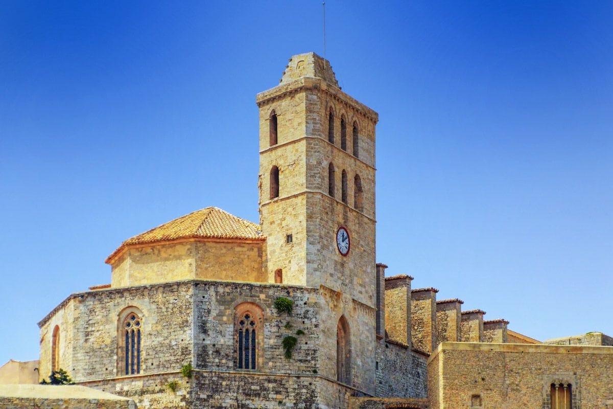 Catedral de Santa María, Eivissa, Baleares | Que visitar en Ibiza Ciudad Catedral de Santa María, Eivissa, Baleares | Que visitar en Ibiza Ciudad