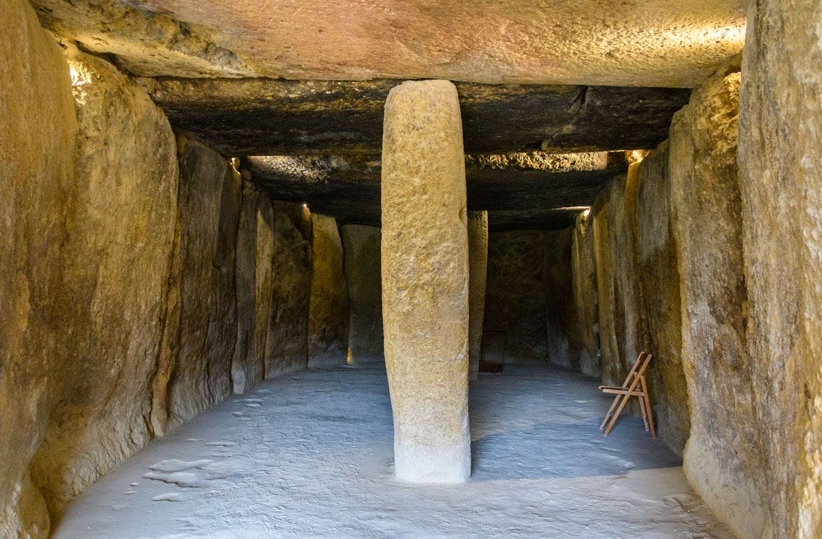 Interior, Dolmen de Menga, Antequera Interior, Dolmen de Menga, Antequera