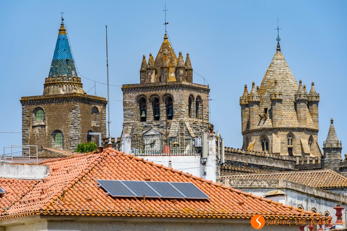 Torres de la Catedral, Largo de Porta Moura, Évora, Portugal | Que hacer en Évora Torres de la Catedral, Largo de Porta Moura, Évora, Portugal | Que hacer en Évora