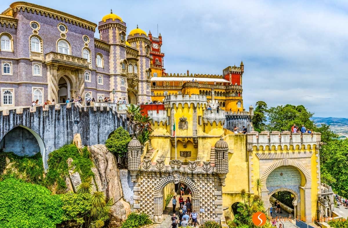 Terraza colorida, Sintra, Portugal | Las mejores excursiones que hacer en Lisboa