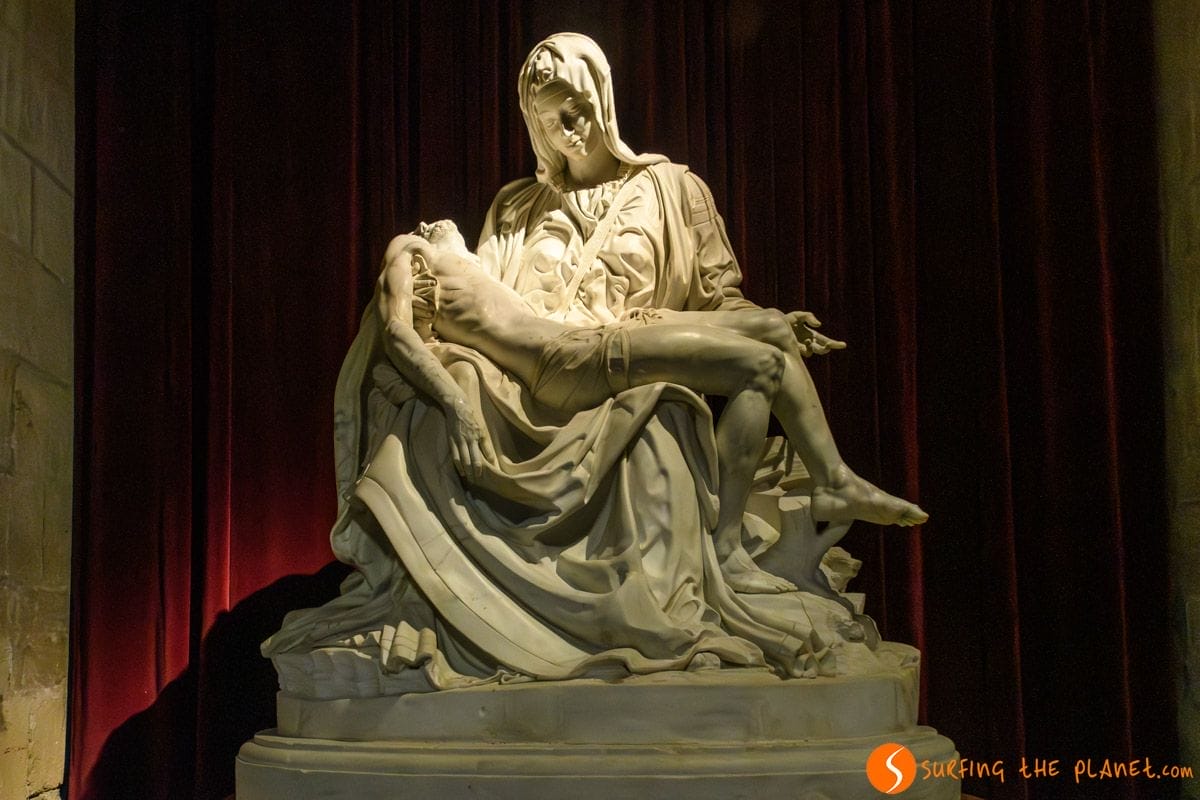 Réplica de La Piedad, Catedral, Guadix, Granada, Andalucía | Que visitar en Guadix Réplica de La Piedad, Catedral, Guadix, Granada, Andalucía | Que visitar en Guadix