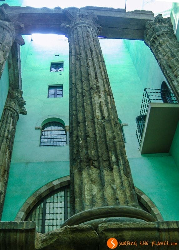 Templo de Augusto, Barcelona, Cataluña | Monumentos romanos en España Templo de Augusto, Barcelona, Cataluña | Monumentos romanos en España