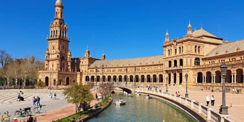 Canal, Plaza España, Sevilla