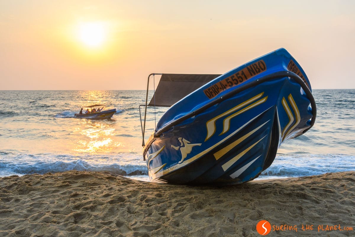 Barco en la playa, Negombo, Sri Lanka