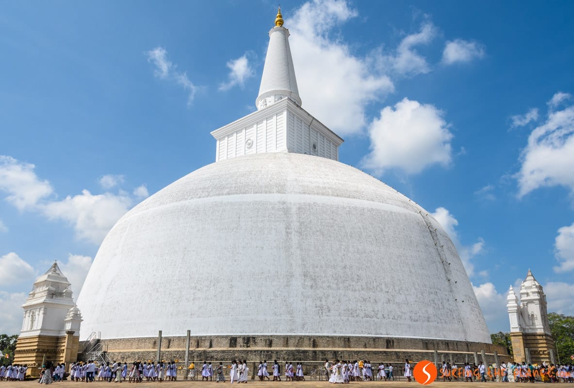 Estupa blanca, Anuradhapura, Sri Lanka