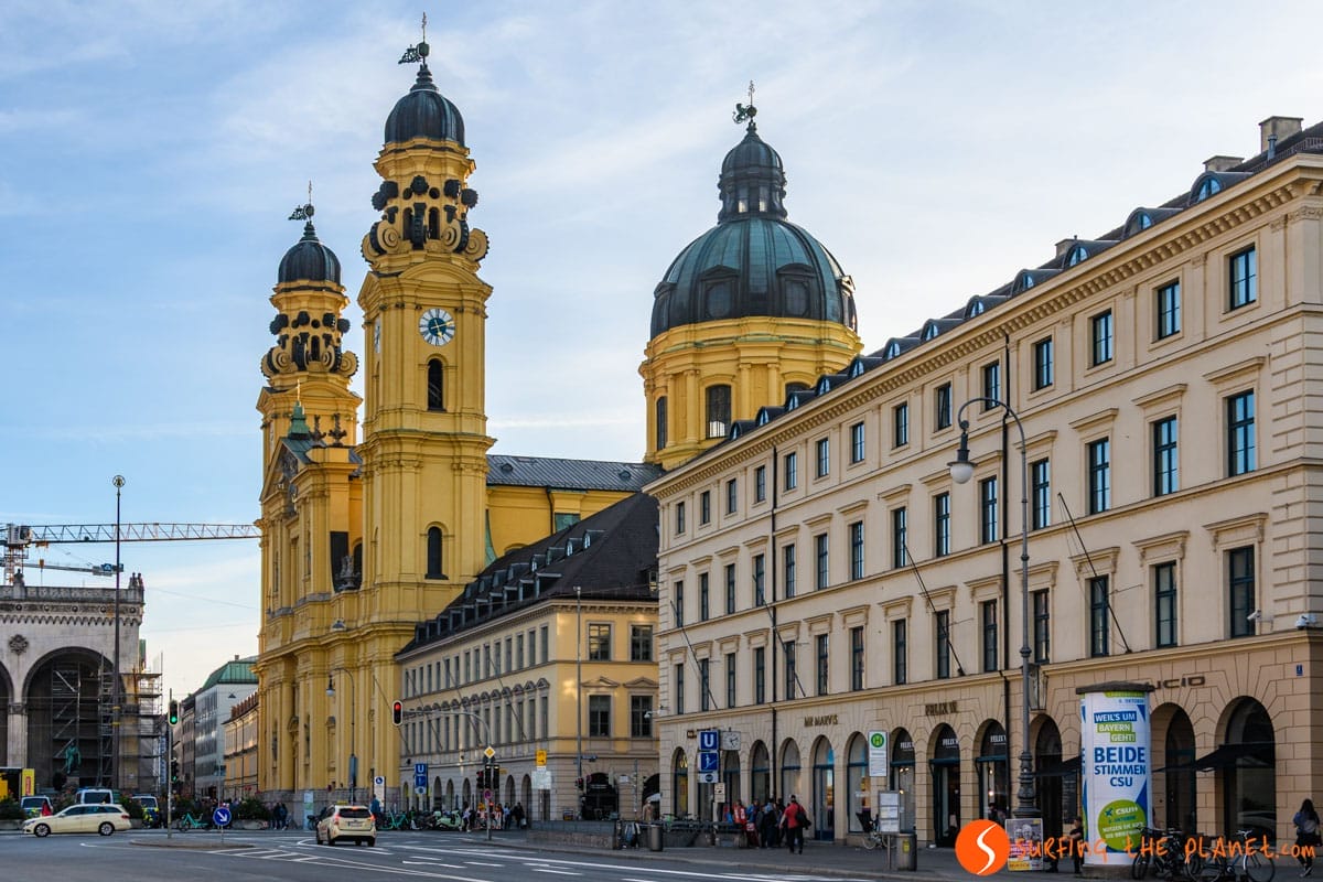 Odeonplatz, Múnich | Que ver en Múnich en 3 días Odeonplatz, Múnich | Que ver en Múnich en 3 días