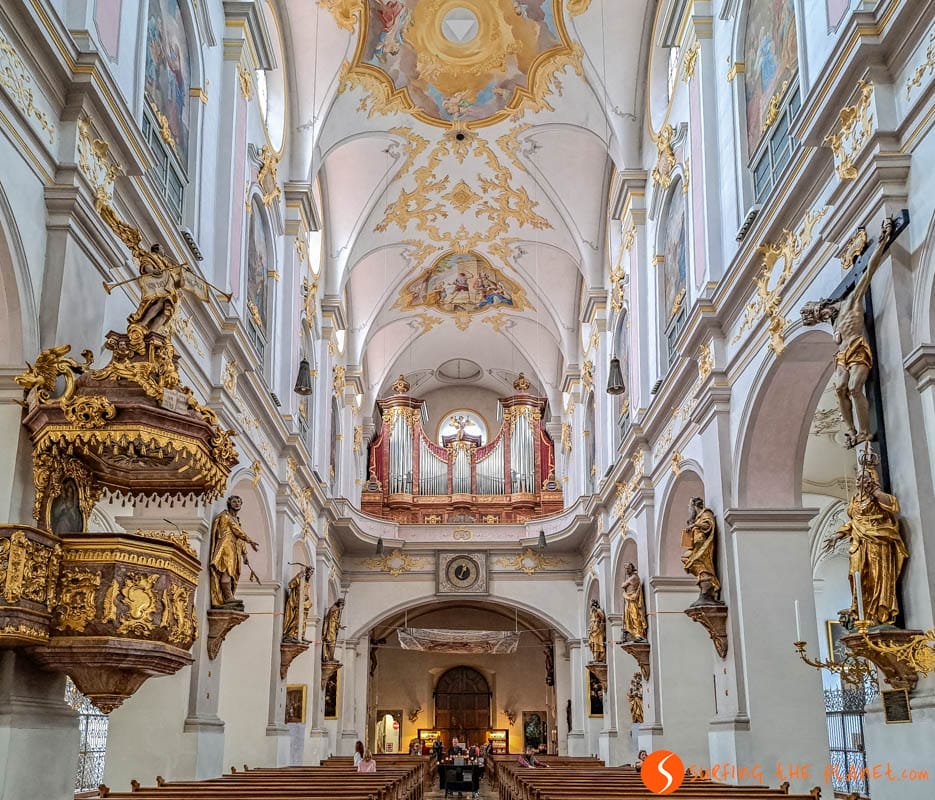 Interior, Iglesia de San Miguel, Múnich | Que hacer en Múnich en 3 días Interior, Iglesia de San Miguel, Múnich | Que hacer en Múnich en 3 días