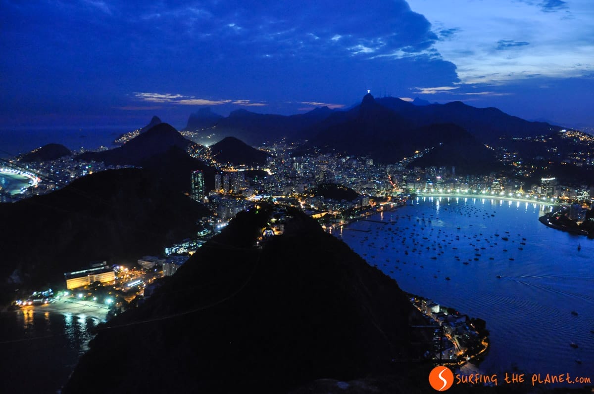 Vista nocturna, Pan de Azúcar, Río de Janeiro | Que hacer en Río de Janeiro en 3 días
