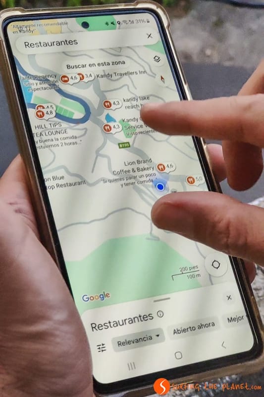 Navegar en el teléfono, Sri Lanka | Viajar con la eSIM de Holafly por Sri Lanka Navegar en el teléfono, Sri Lanka | Viajar con la eSIM de Holafly por Sri Lanka