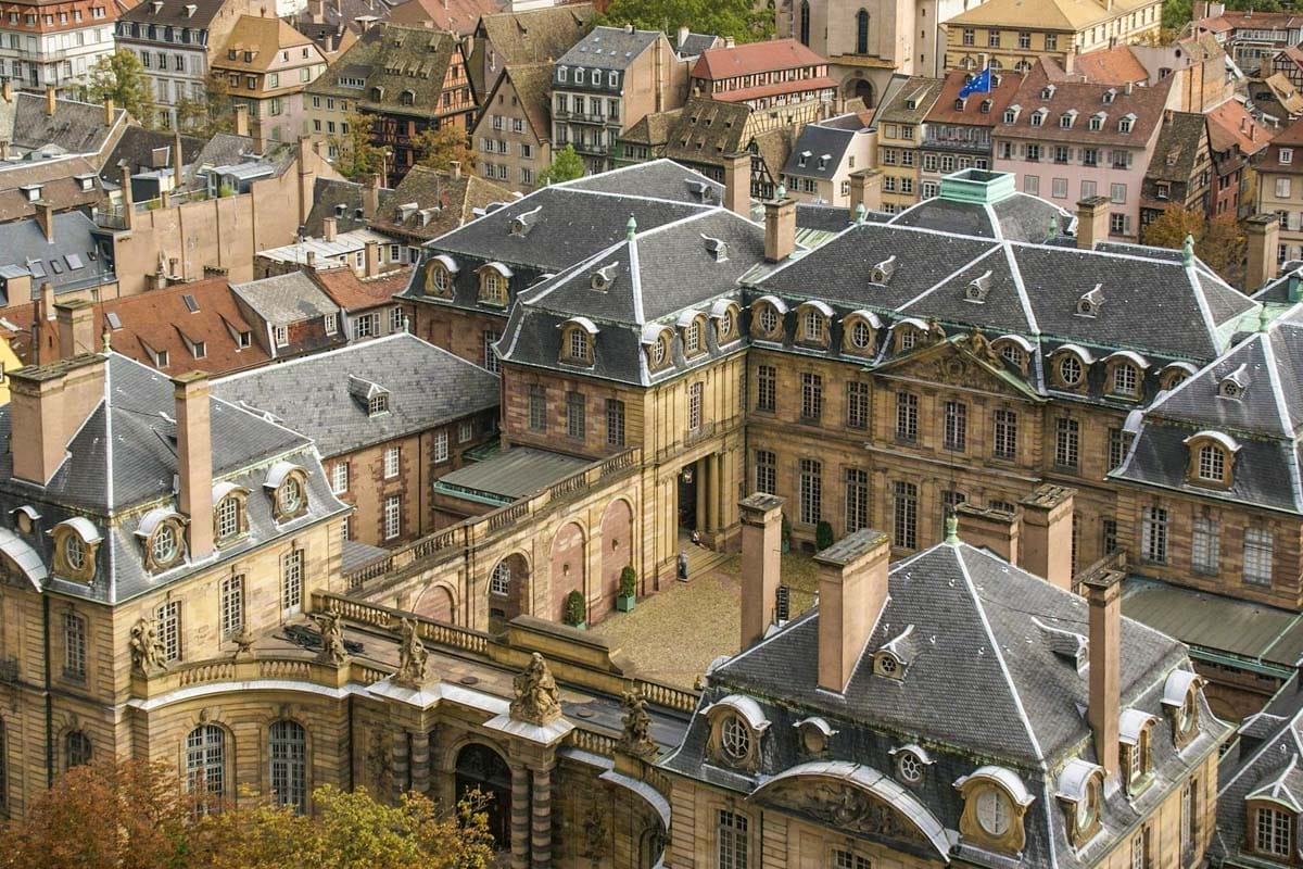 Palacio Rohan, Estrasburgo | Que visitar en Estrasburgo en 2 días Palacio Rohan, Estrasburgo | Que visitar en Estrasburgo en 2 días