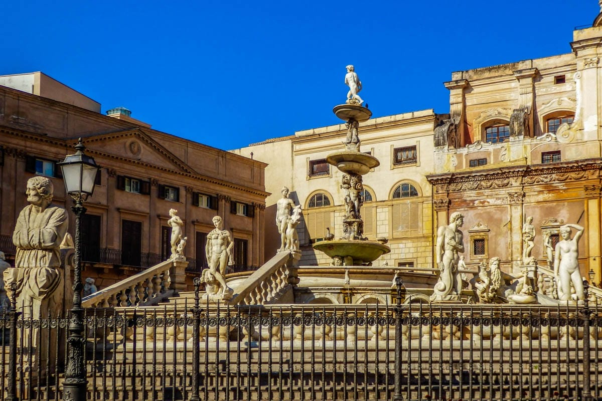 Fuente, Plaza Pretoria, Palermo | Que visitar en Palermo en 2 días Fuente, Plaza Pretoria, Palermo | Que visitar en Palermo en 2 días