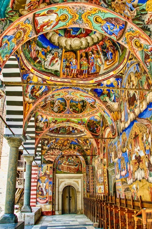 Frescos en el interior, Monasterio de Rila | Que hacer en Sofía en 2 días Frescos en el interior, Monasterio de Rila | Que hacer en Sofía en 2 días